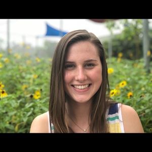 Meet your Posher, Ansley